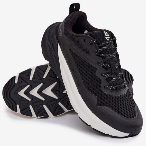Vyriški juodi laisvalaikio batai su ventiliacija 4F SPEED HIKER
