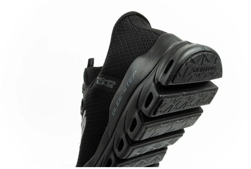 Vyriški kedai Skechers Glide-Step patogūs, lengvi, lengvai įsispiriami, juodi