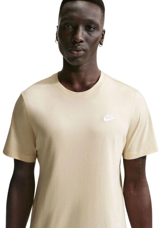 Vyriški marškinėliai Nike Club Tee, smėlio spalvos, AR4997 229