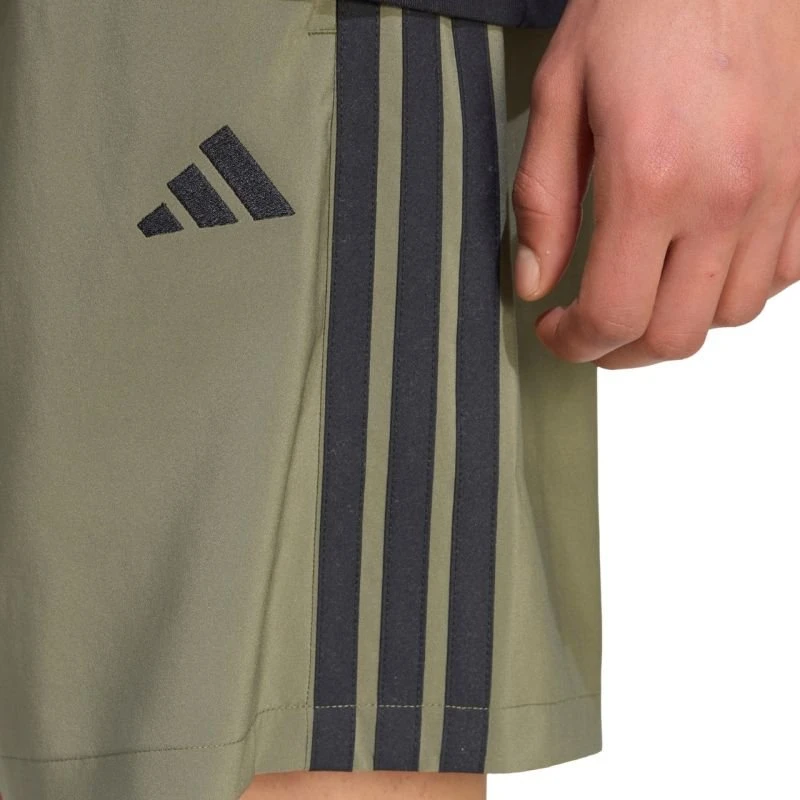 Vyriški šortai adidas Essentials 3-Stripes Chelsea Lite Woven, alyvuogių spalvos