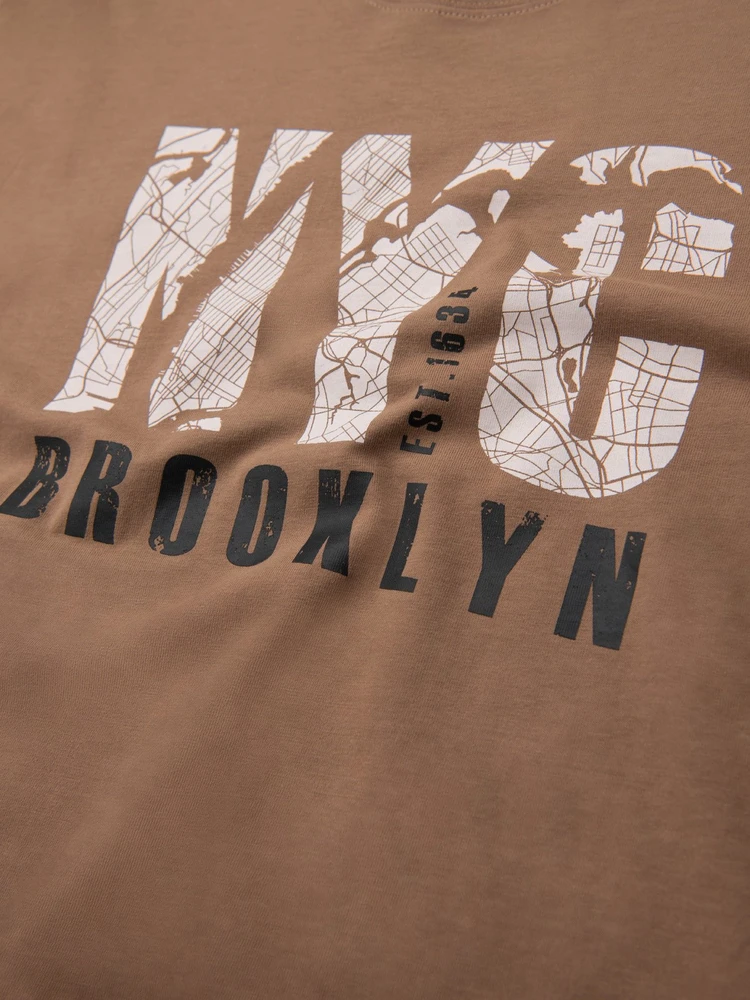 Vyriški šviesiai rudi marškiniai ilgomis rankovėmis su NYC spauda