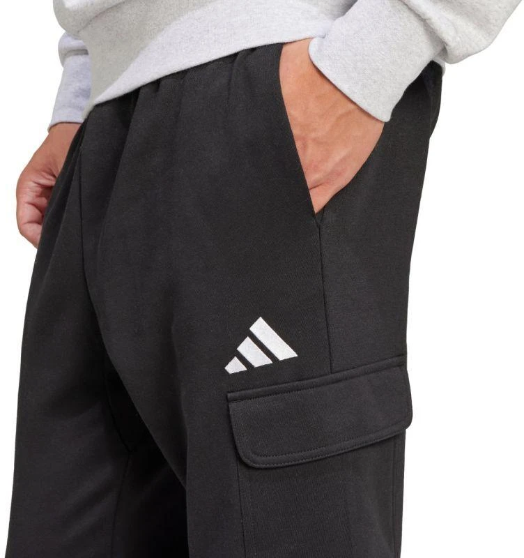 Vyriškos adidas Essentials Feelcozy Fleece Cargo kelnės, juodos JE3820