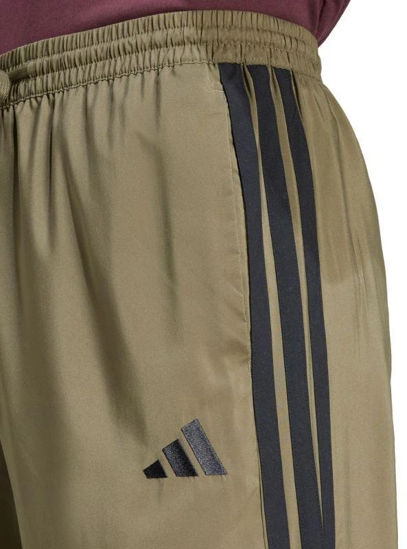 Vyriškos kelnės adidas Essentials Stanford su 3 dryželiais, atvirais kraštais, alyvuogių spalvos JE6401