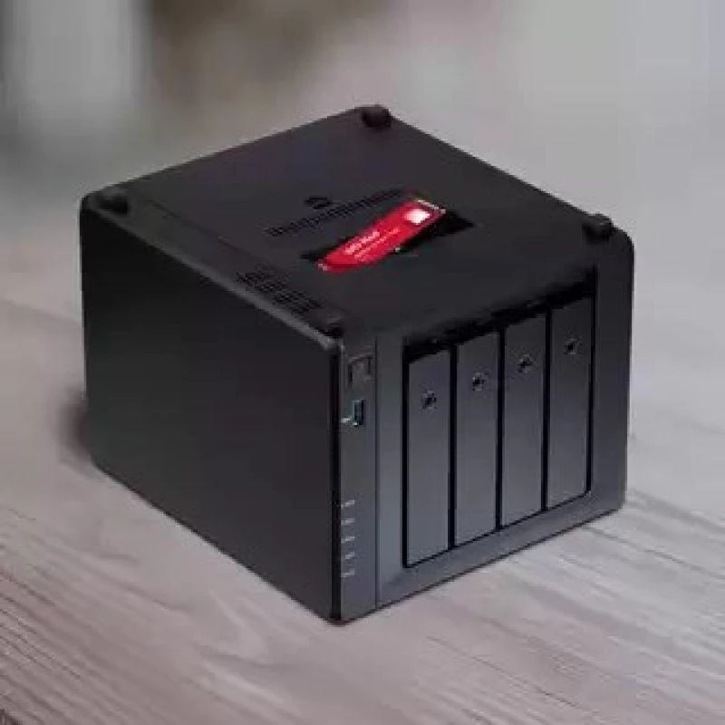 Sandisk QNAP SSD | Raudona SN700 | 2000 GB | SSD form factor M.2 2280 | Solid-state drive sąsaja PCIe NVMe Gen3