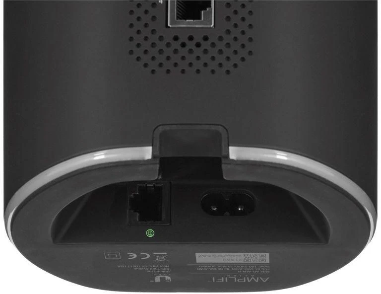 Ubiquiti AmpliFi Alien AFI-ALN-R - Belaidis maršrutizatorius - 4 prievadų jungiklis - GigE, 802.11ax - 802.11a / b / g / n / ac / ax - Dviejų juostų UBI-AFI-ALN-R