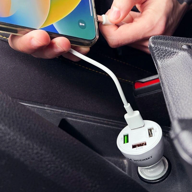 Wozinsky WCCAW 50W 4x USB-A QC automobilinis įkroviklis – baltos spalvos
