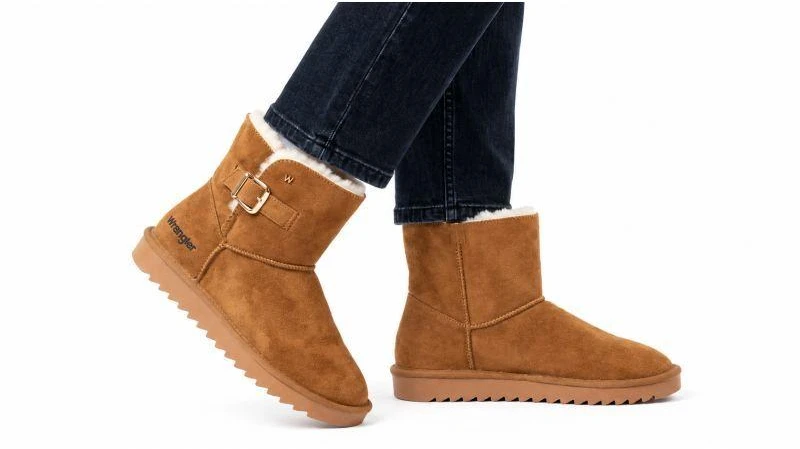 Wrangler Elsa Platform MID moteriški sniego batai, apšiltinti žieminiai batai su kailiu, juodi (20243077.37B)