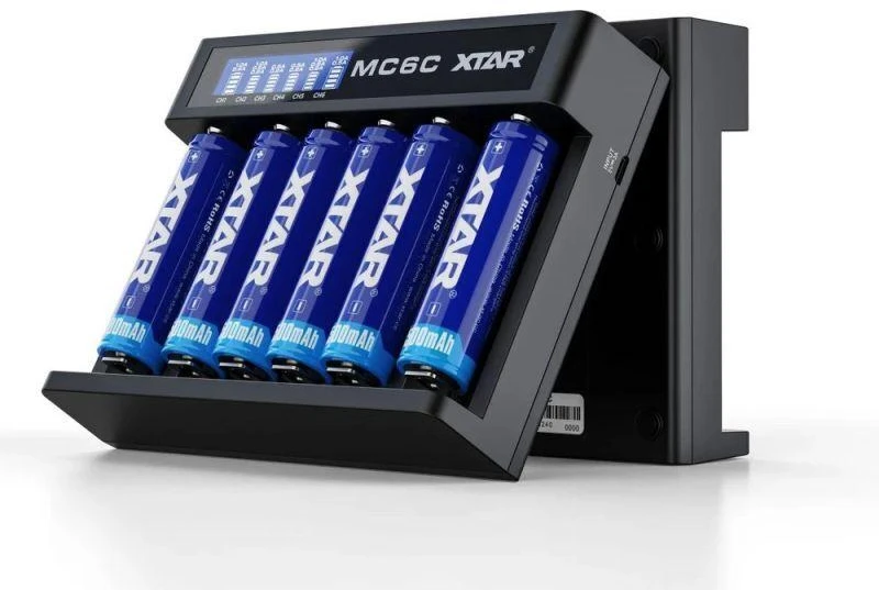 Ličio jonų akumuliatoriaus įkroviklis XTAR MC6C