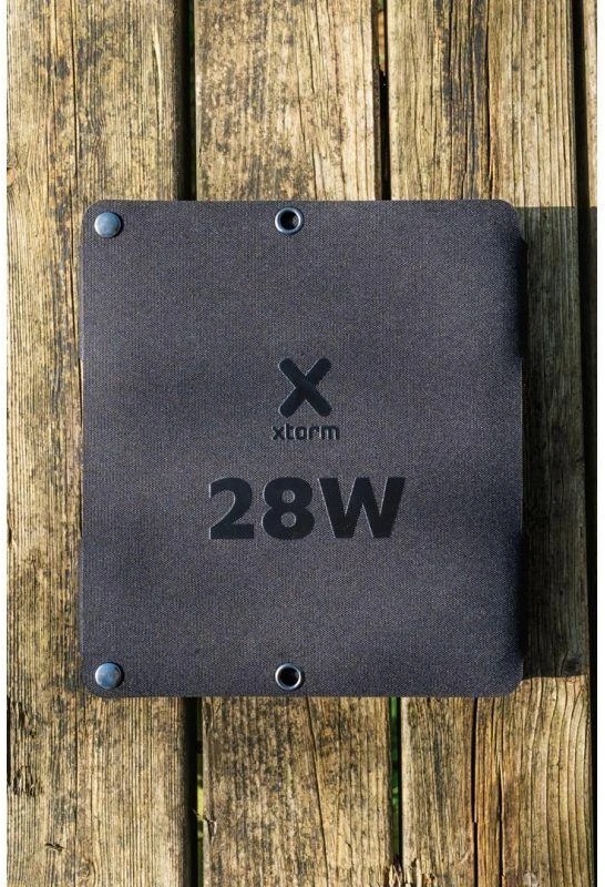 Xtorm XR2S28 mobiliojo įrenginio kroviklis Universalus Juoda Saulinis Lauke