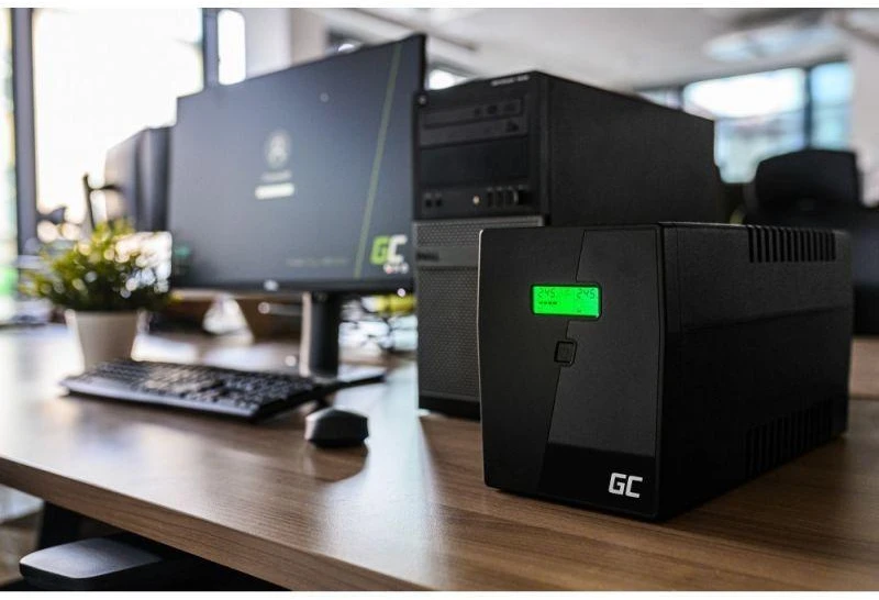 Nepertraukiamo maitinimo šaltinis Green Cell Uninterruptible Power Supply UPS 1000VA 600W with LCD Display | EU VERSION | 2x Schuko 2x IEC Sockets