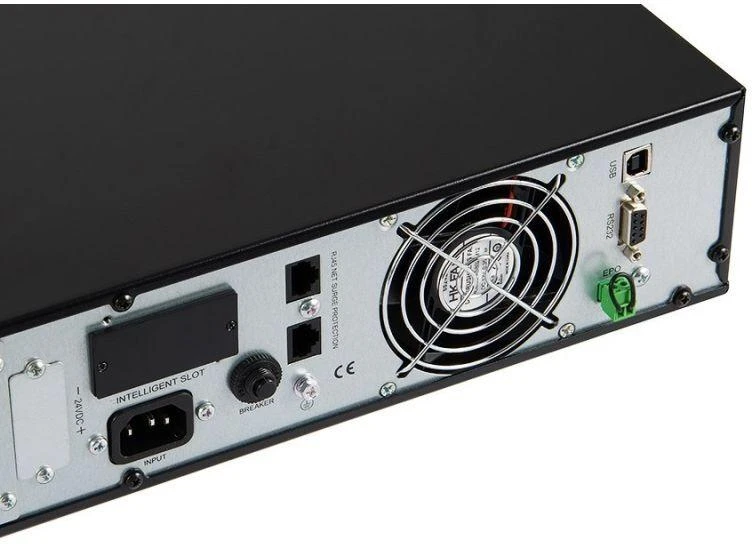 Žalias CELL UPS13 1000VA 900W nepertraukiamo maitinimo šaltinis (UPS), skirtas RTII stovo tipo serverių spintoms