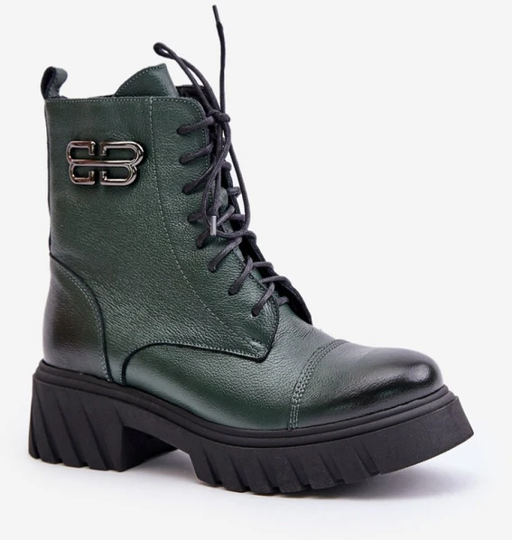 Žalsvi aulinukai su raišteliais Step in style