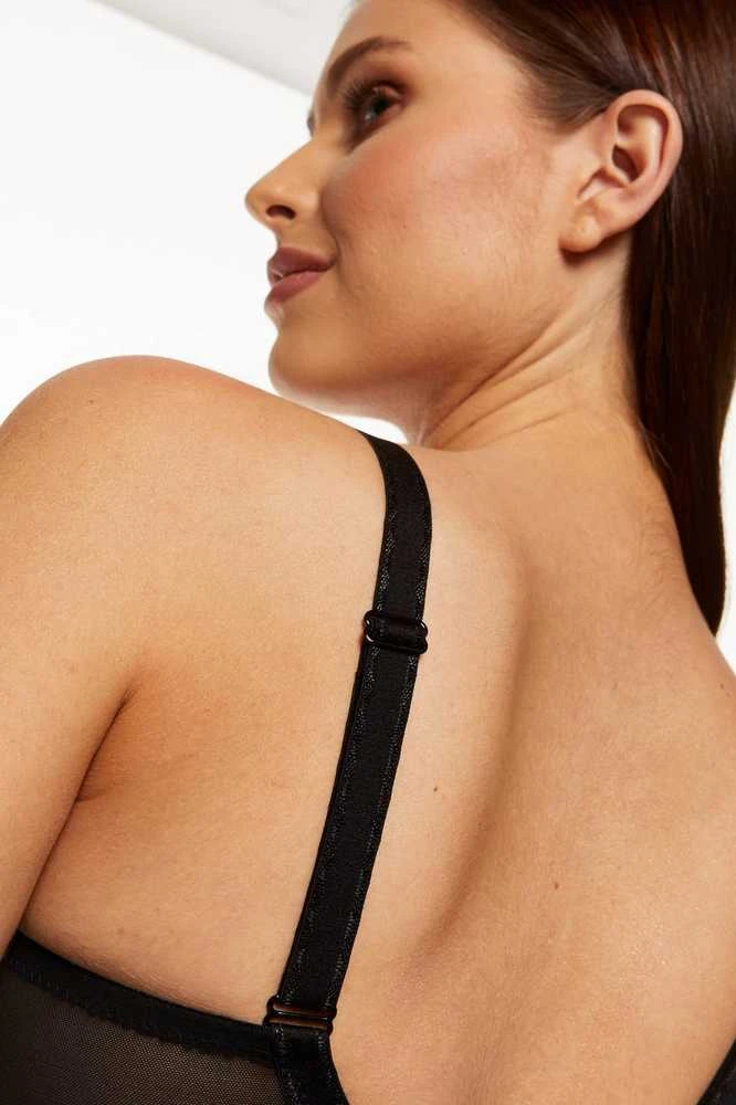 Zara švelni minkšta liemenėlė juoda