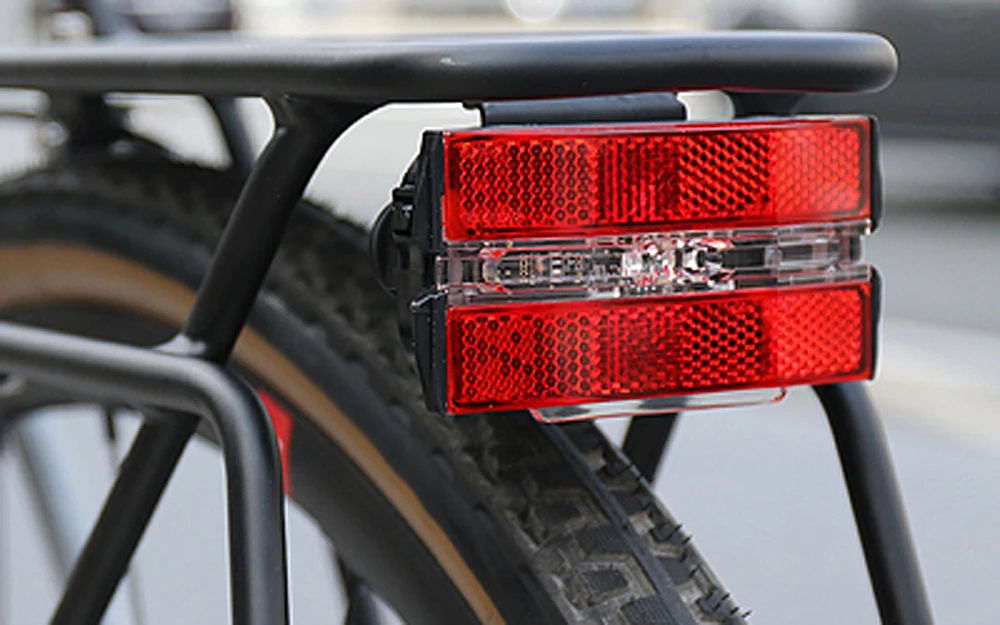 Žibintas galinis Cat Eye Reflex Rack
