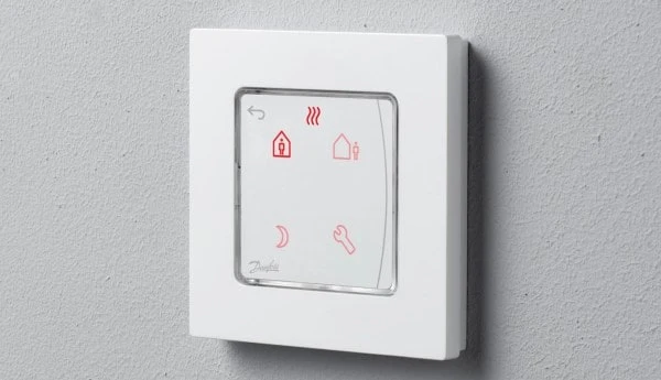 Šildymo valdymo sistema Danfoss Icon, termostatas 230V, programuojamas, potinkinis aprašymas - Prekės nuotrauka