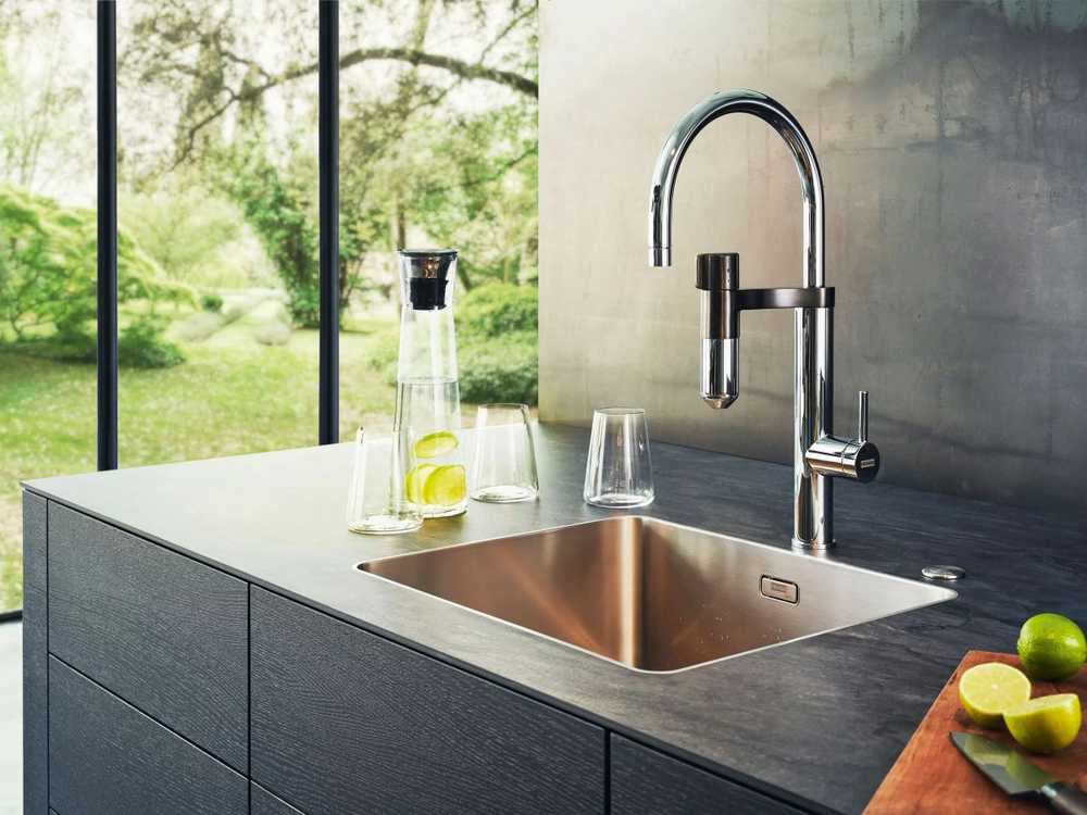 Plautuvės maišytuvas Franke su filtru, Vital J-Spout Chromas/Gunmetal filtruotam ir karštam/šaltam vandeniui