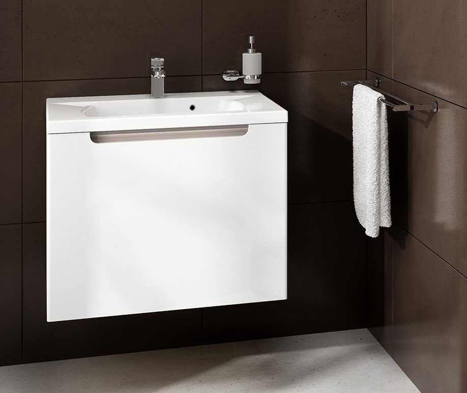 Rankšluosčių laikiklis Ravak Chrome, CR 320.00 66 cm dvigubas