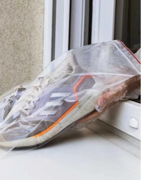 Priemonė pageltusiam sportinių batų padui atnaujinti – Coccine Sneakers Baltas Sole Restorer, 150 ml