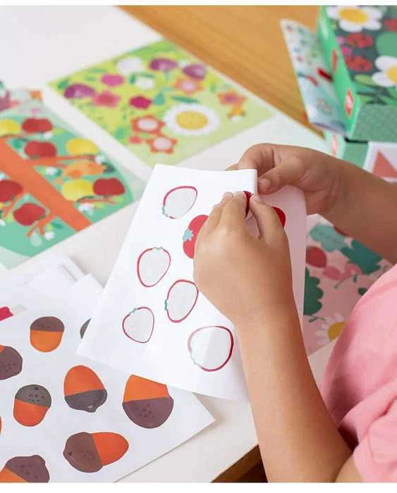 Dėlionė Apli Kids Lipdukų žaidimas „Ladybug“