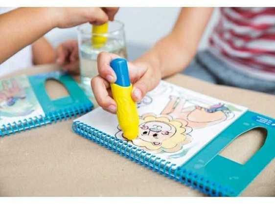 Apli Kids Spalvinimo knygelė "Gyvūnai" su vandens pieštuku