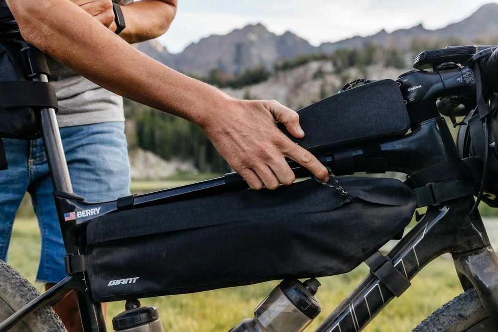 None Frame bag Giant H2Pro XL (4.5 l)