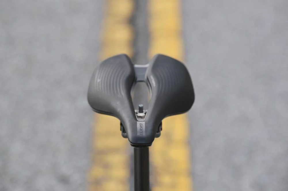 Saddle GIANT Fleet SL juodas