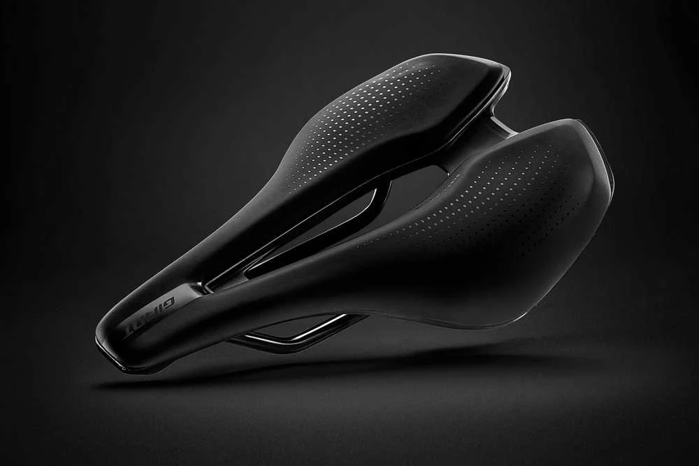 Saddle GIANT Fleet SL juodas