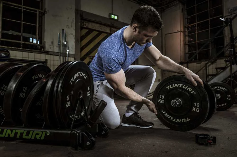 Bumper svarmenys TUNTURI 5-25kg (Svoris: 15 kg)