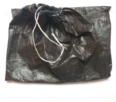 25 kg maišai su raišteliu 50x80 cm anglies 100 vnt.