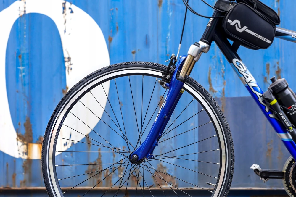 28" TRC ANTI-PUNCTURE dviračio padanga 700x35C 37-622 su atspindinčia juostele