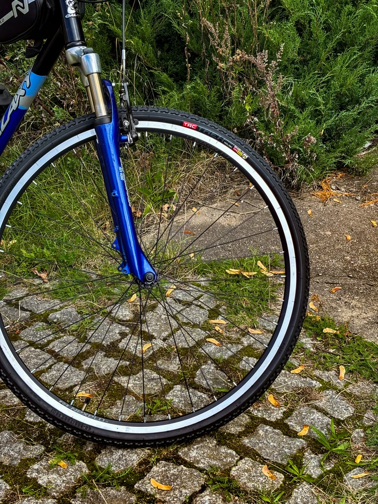28 TRC dviračio padanga dviračiui NAUJAS 700x38C 40-622 ANTIPŪRINIS Įdėklas