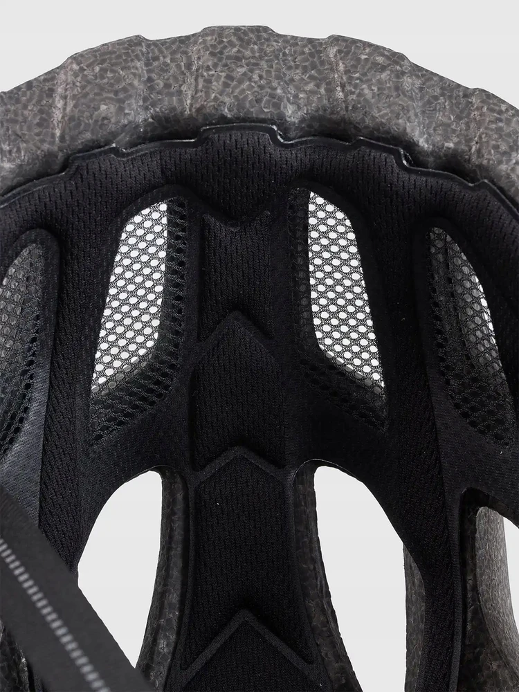 4F DVIRAČIO ŠALMAS UNISEX VYRIŠKAS MOTERIŠKAS 51-54CM Juodas U135 SS26