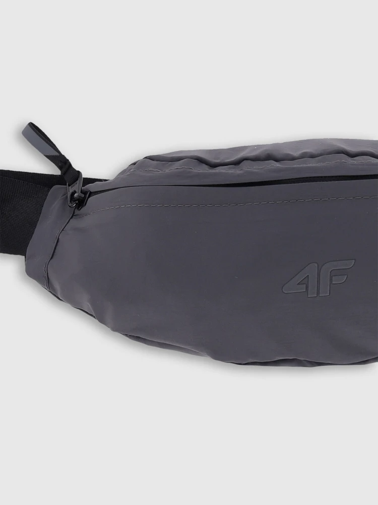 4f Juoda Sportinė Juosmens Rankinė / Krūtinės Krepšys Unisex