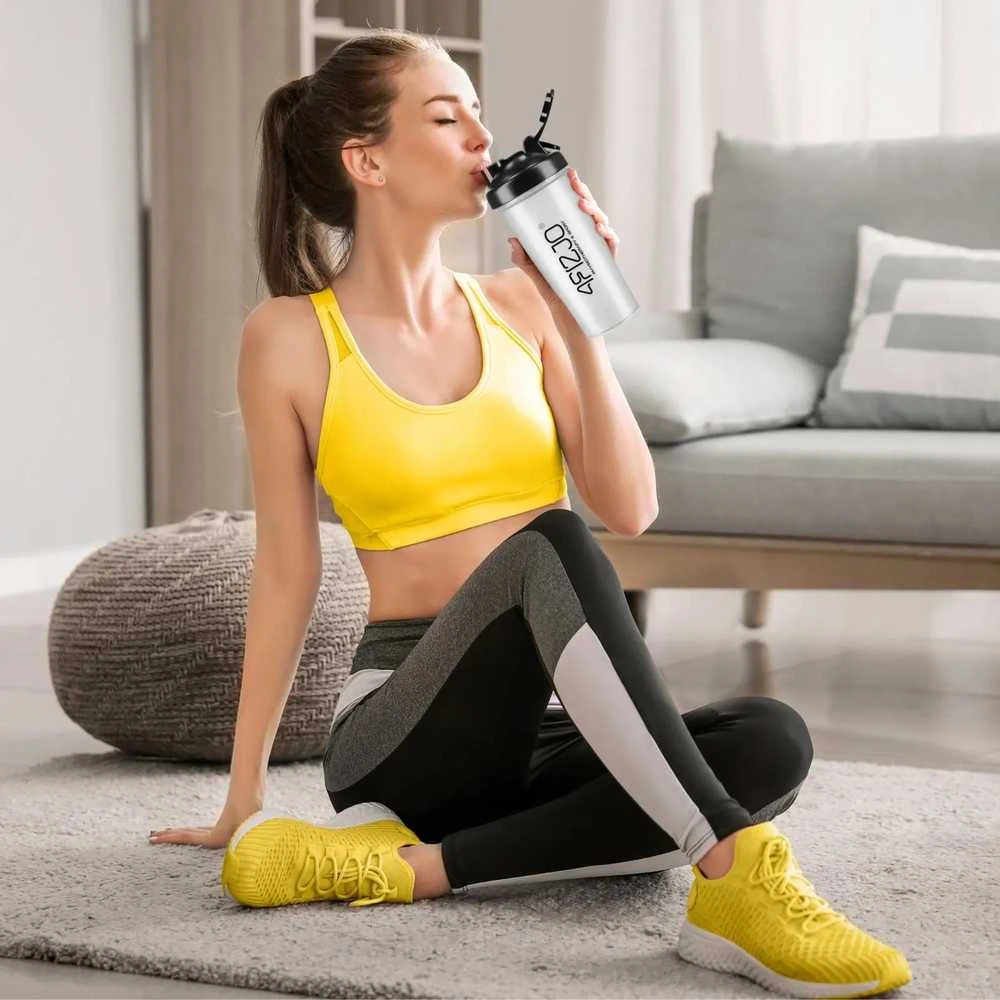 4Fizjo PRO sportinis maisto papildų plaktuvas su tinkleliu 650 ml