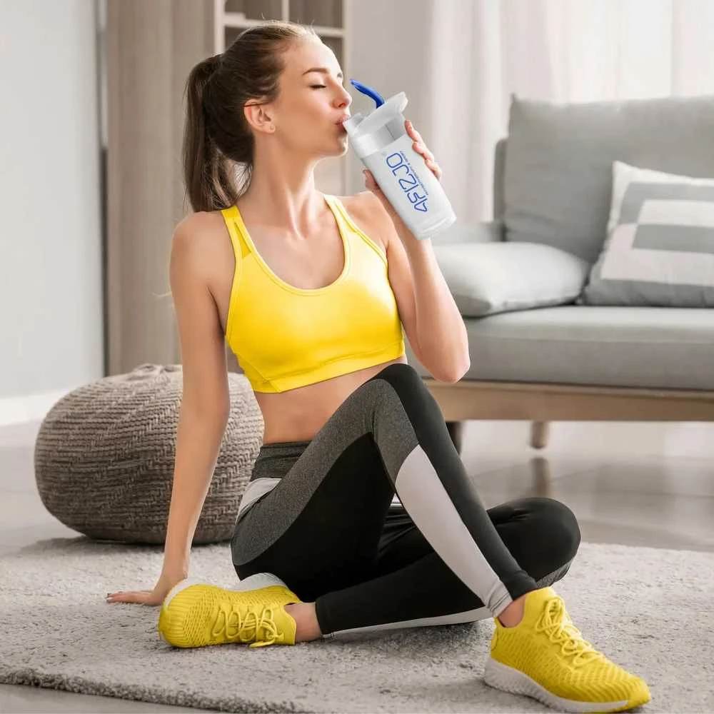 4Fizjo ULTRA sportinis maisto papildų plaktuvas 700 ml