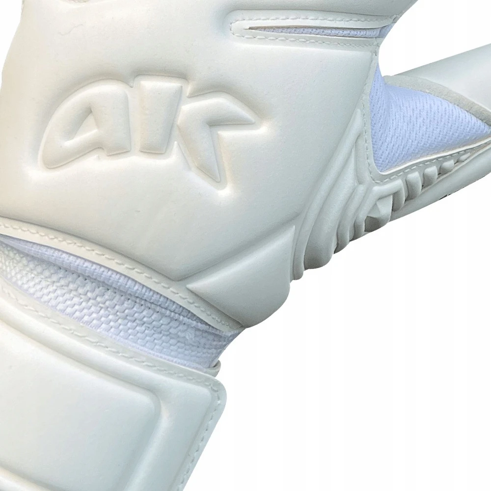 4keepers Champ Gold Baltas VII RF2G Goalkeeper Gloves 9