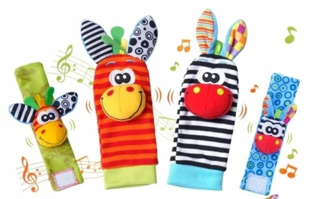 4x 3D SOCKS RANKINĖS barškučiai VAIKŲ JAUTIMO ŽAISLUI