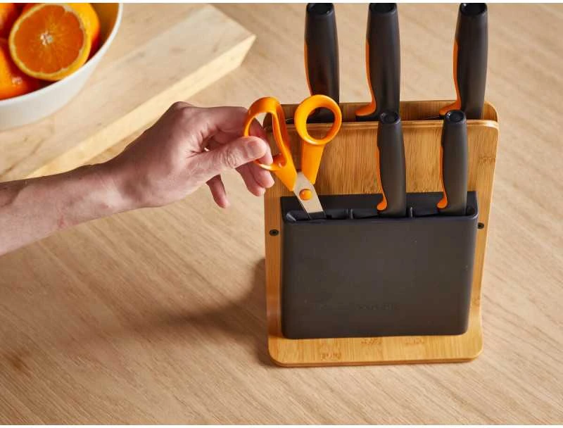 Fiskars "Functional Form" 5 peilių rinkinys su stovu