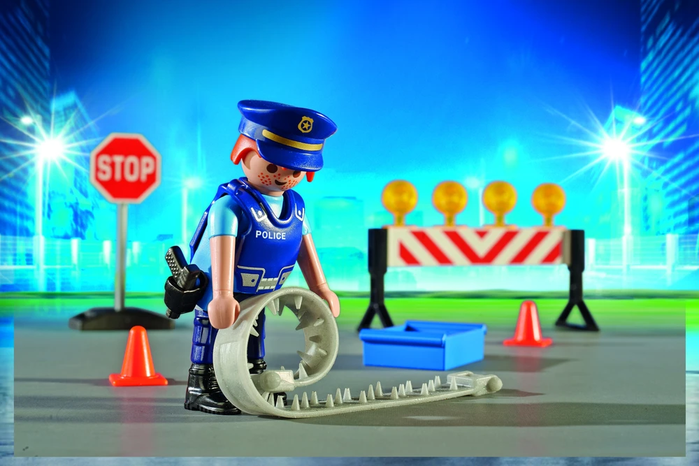PLAYMOBIL CITY ACTION Policijos patruliai ir kliūčių ruožas, 6924