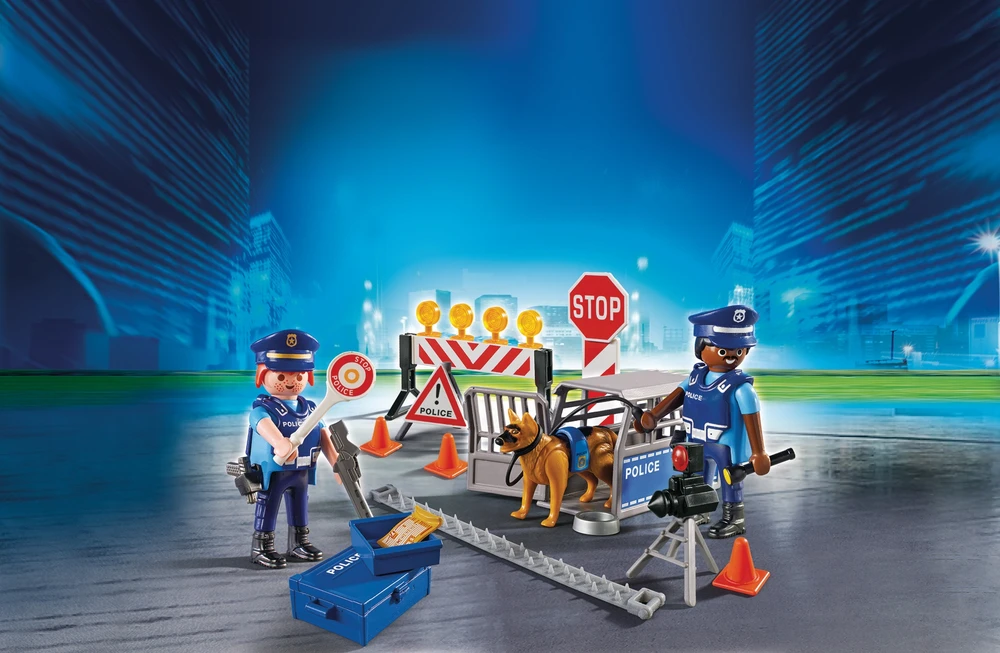 PLAYMOBIL CITY ACTION Policijos patruliai ir kliūčių ruožas, 6924