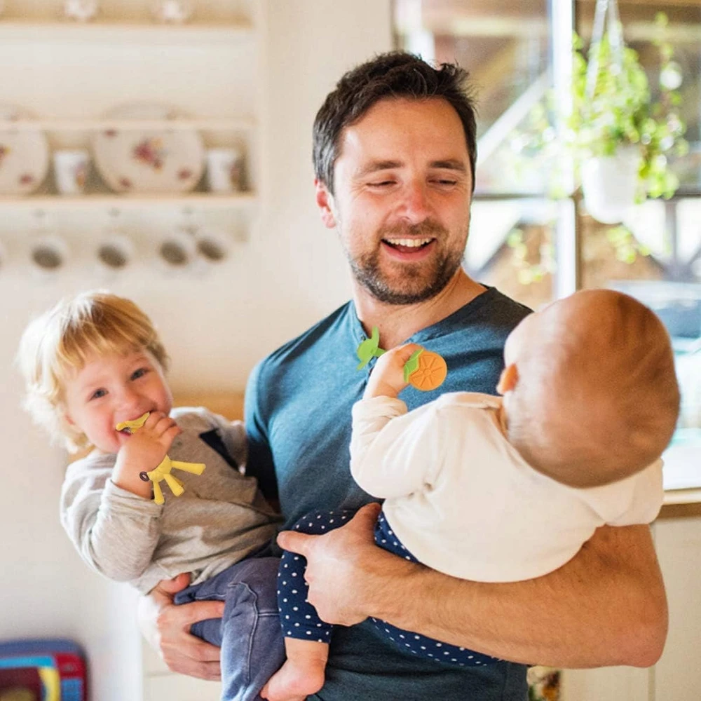 6x BANANA TEETHER TRAINING MASAŽINIS ŠEPETĖLIS SILICONE TEETHER DOVANA