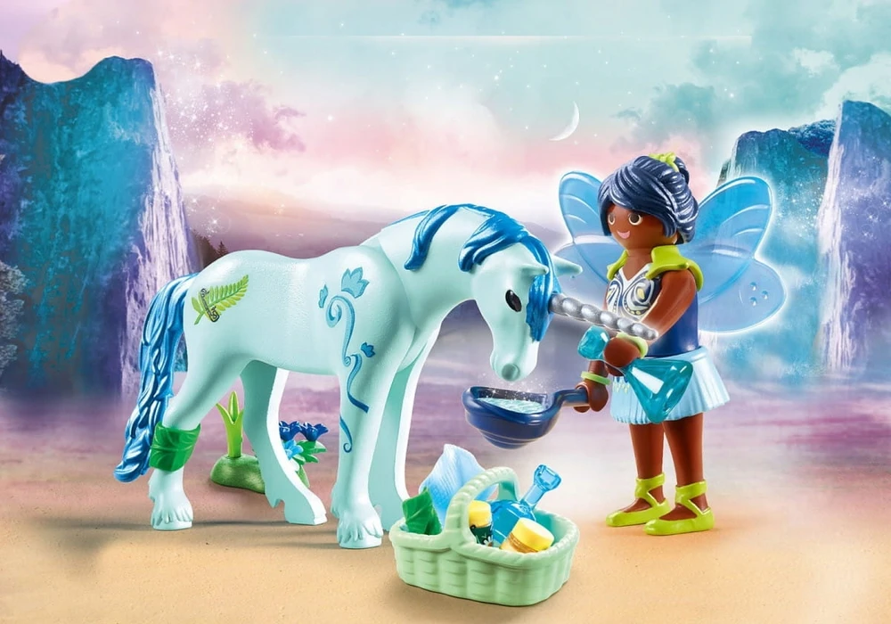 70656 PLAYMOBIL® Fairies Laumė slaugo vienaragį