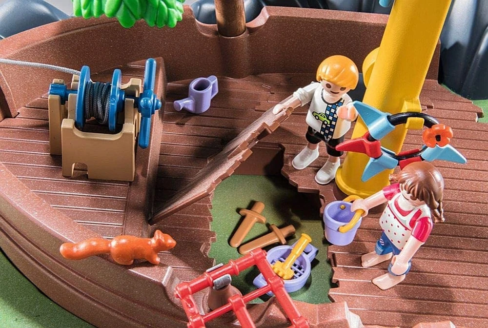 70741 PLAYMOBIL® City Life Nuotykiai žaidimų aikštelėje