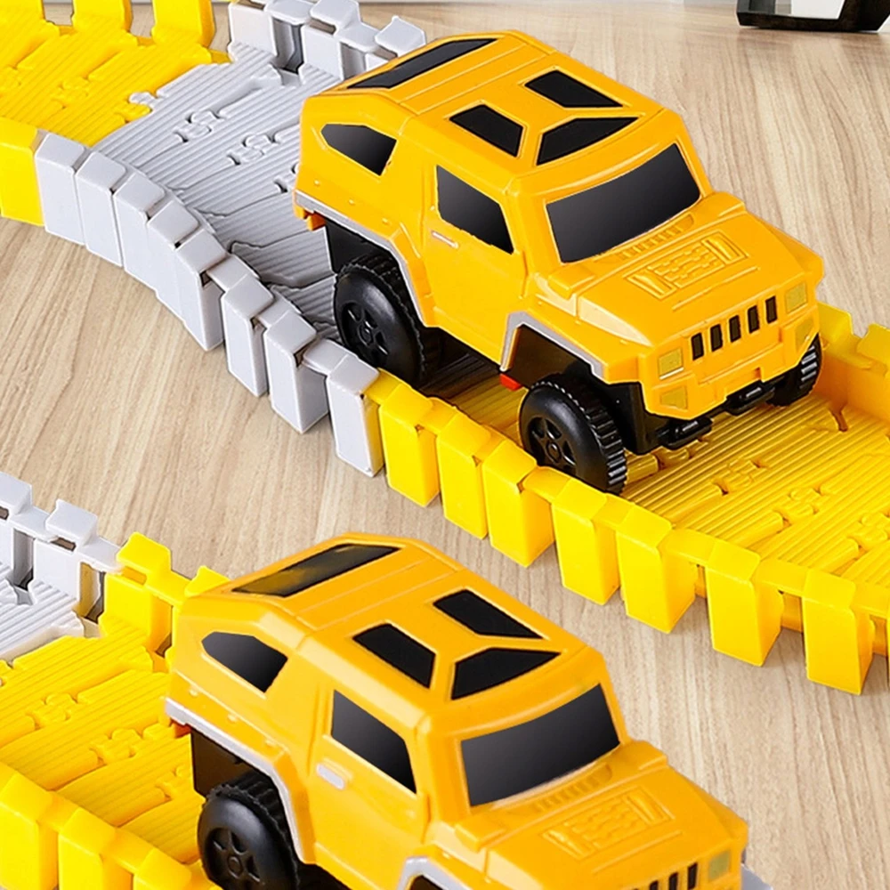ACR MEGA AUTOMOBILIŲ TRAKINGŲ STATYBINĖS AIKŠTELĖS EKSKAVATORIUS 4 TRANSPORTO PRIEMONIŲ KOMPLEKTAS 255 EL
