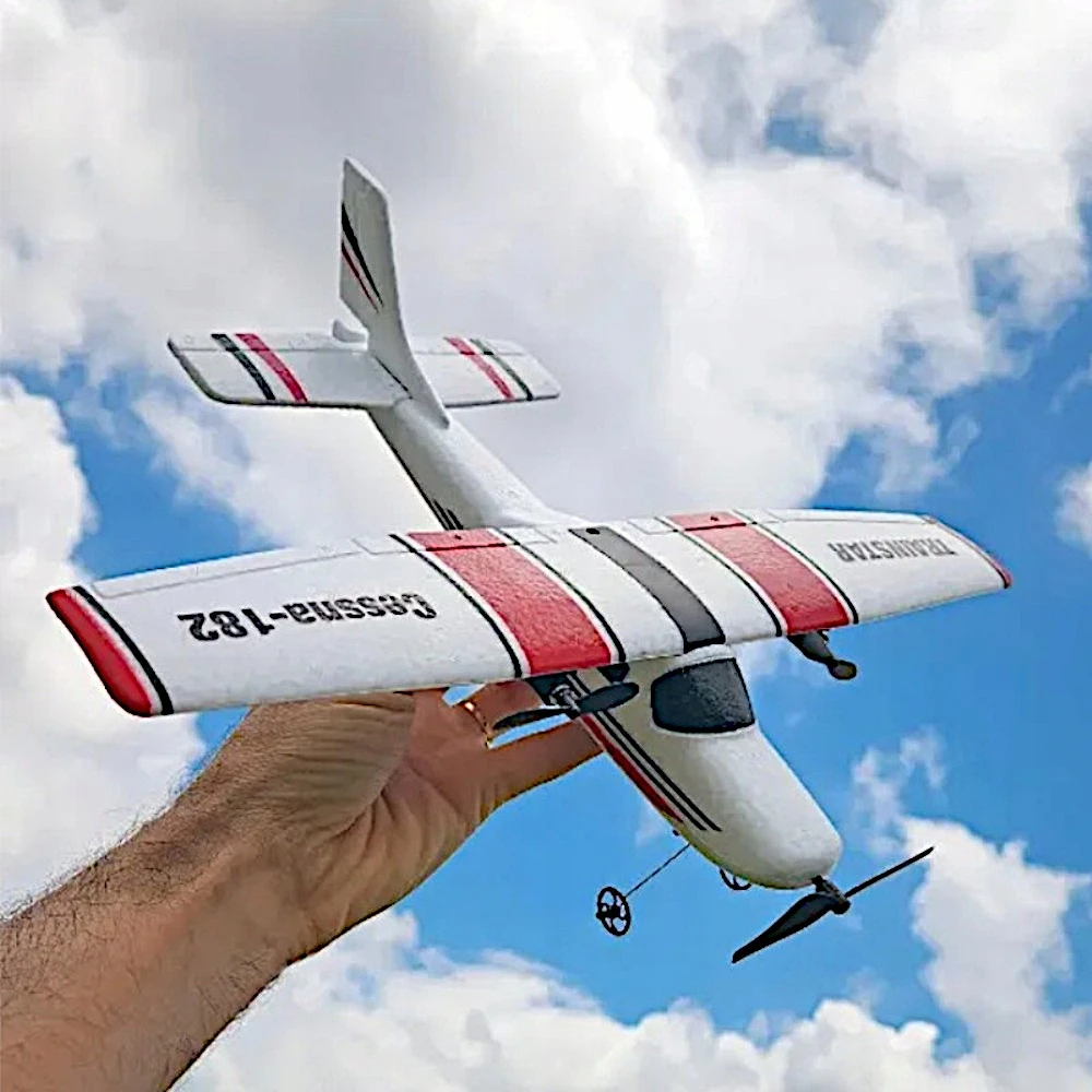 ACR NUOTOLINIO KONTROLĖS LĖKTUVO SKRYDOJO SKLYDYMO RC MODELIO CESSNA 182 Pultas 2 baterija