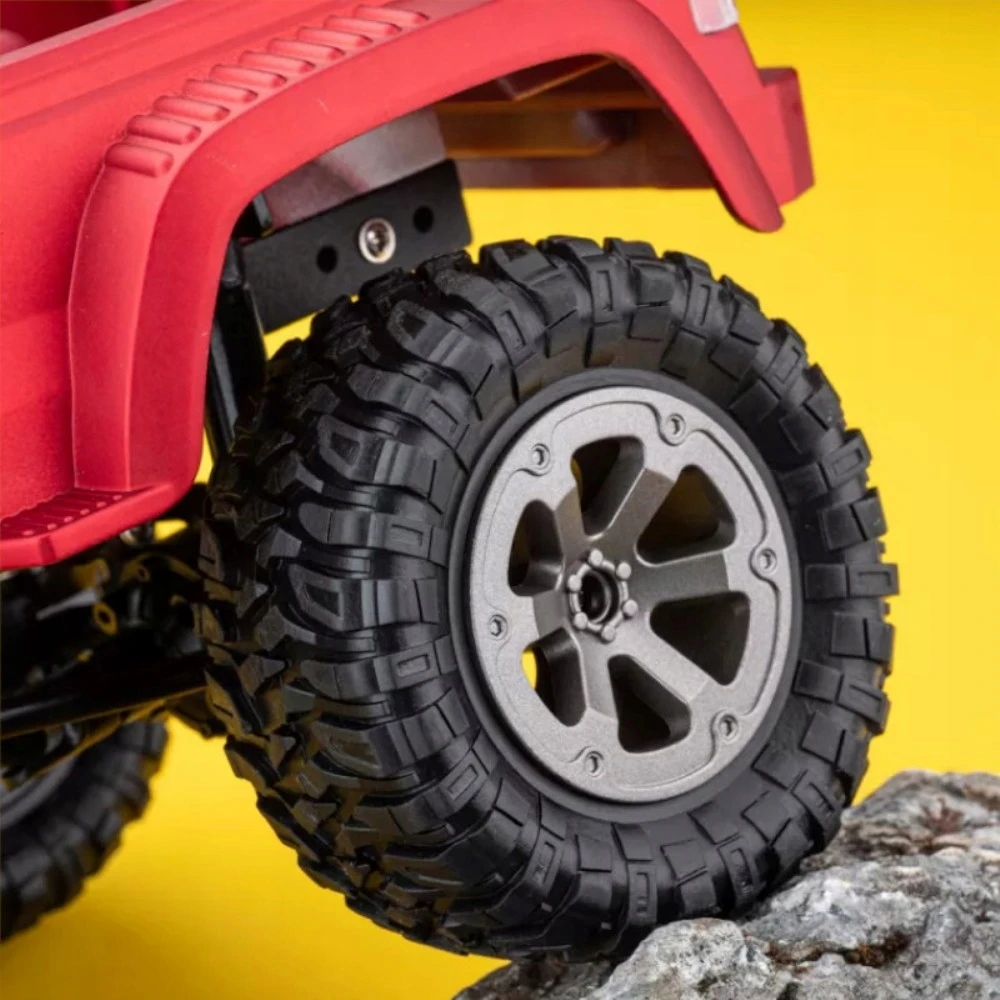 ACR RC AUTOMOBILIŲ BEKEELĖS RC PIKUPAS 4x4 AUGINĖS RINKINYS