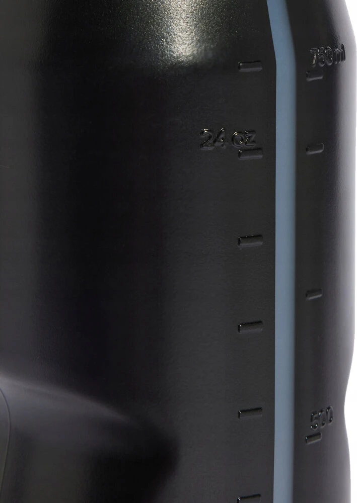 Gertuvė adidas Tiro 750 ml juodas