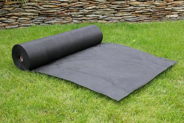 Agrotekstilė nuo piktžolių - juoda 0,8x50m Bradas AWB5008050