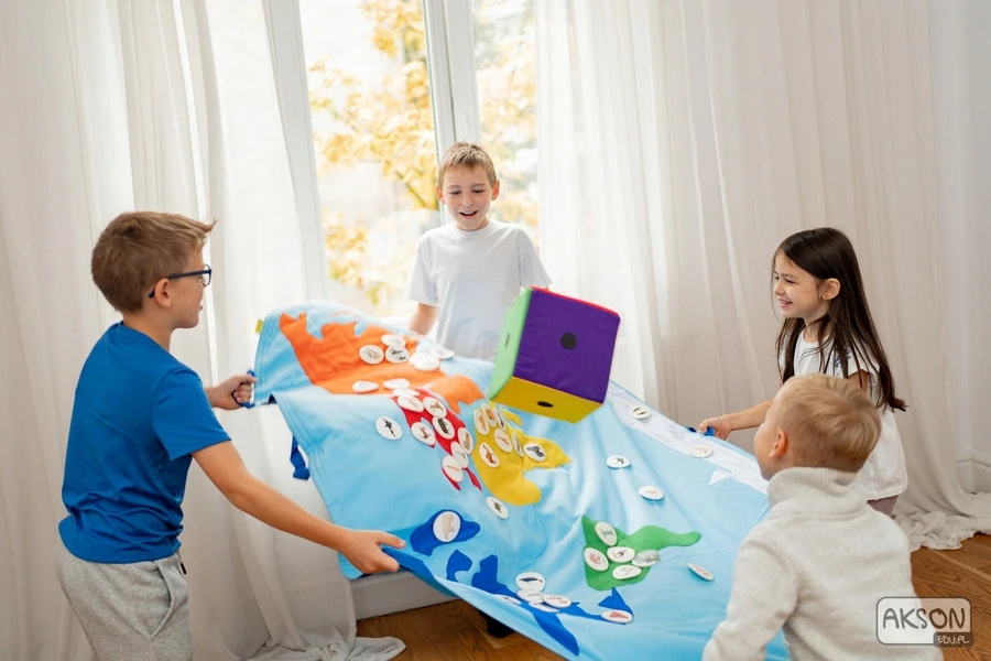 Akson Edukacinė lipdukų kubas 20 cm
