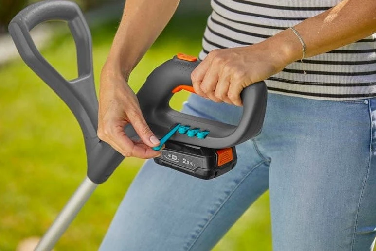 Gardena akumuliatorinė žoliapjovė SmallCut 23/18V P4A, be akum. ir įkroviklio